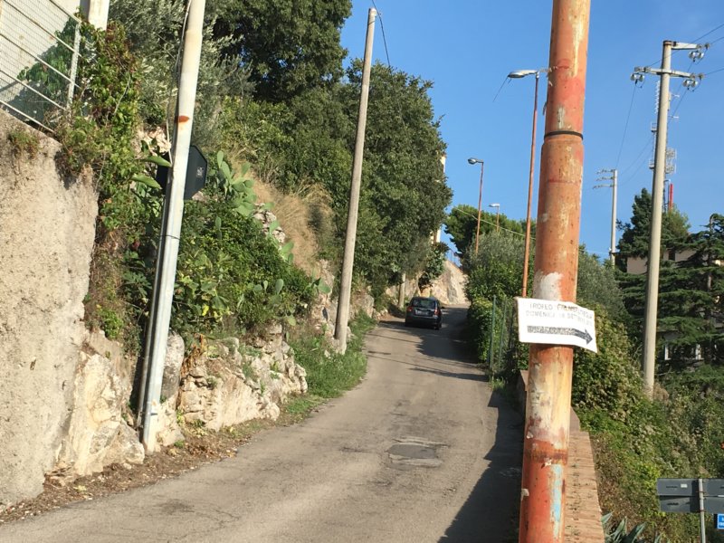 towardscastellonorato.jpg