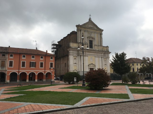 quingentole18thcenturychurch.jpg